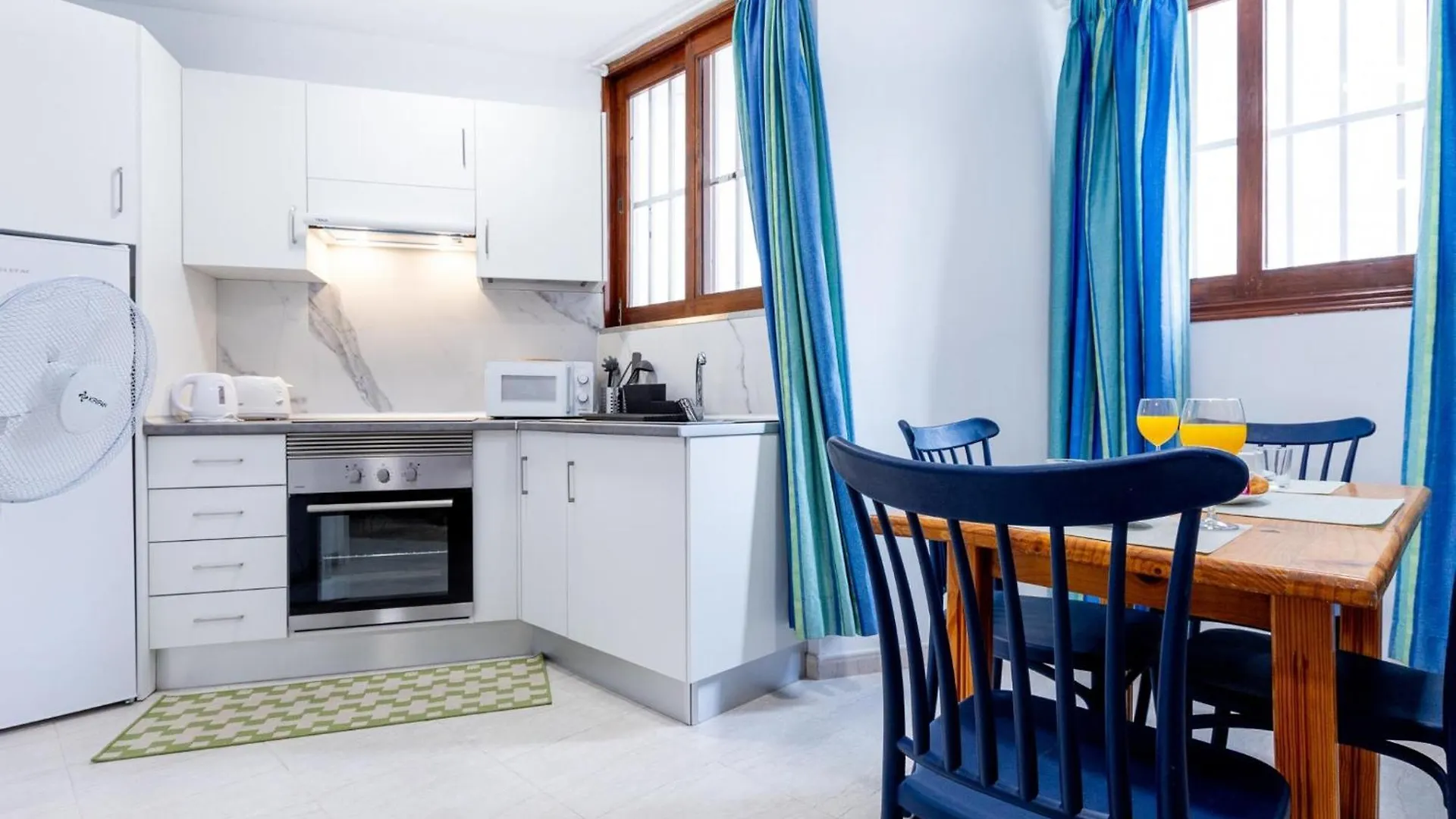 1I. Cozy Las Flores With Pool Costa Adeje  Apartament